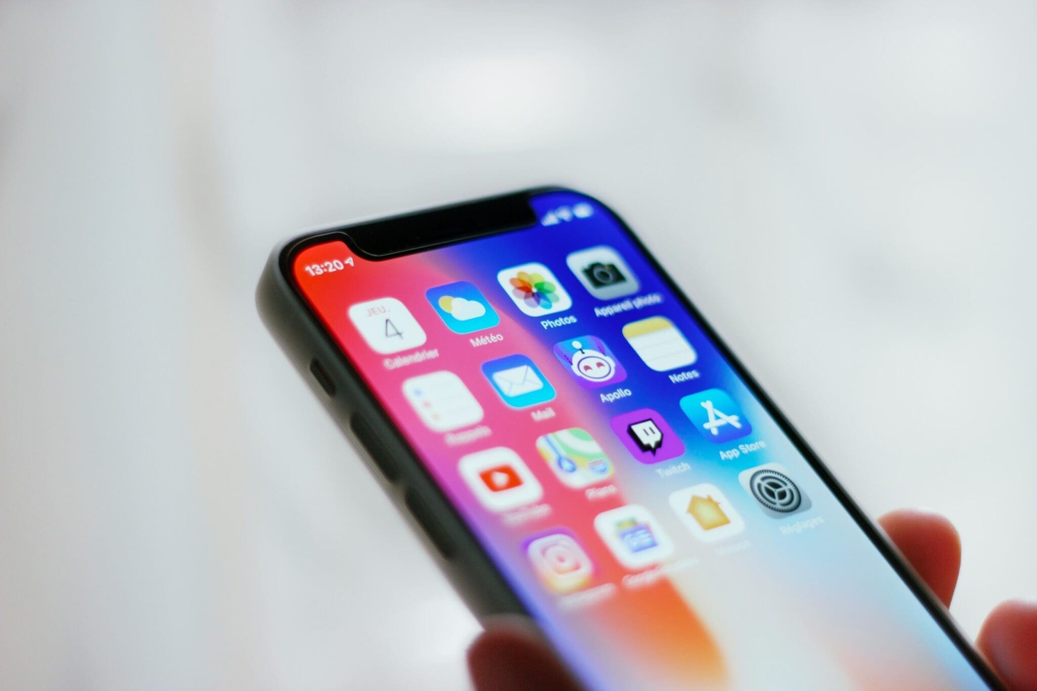 Vous voyagez en Algérie cet été ? Ne partez pas sans télécharger ces applications mobiles !