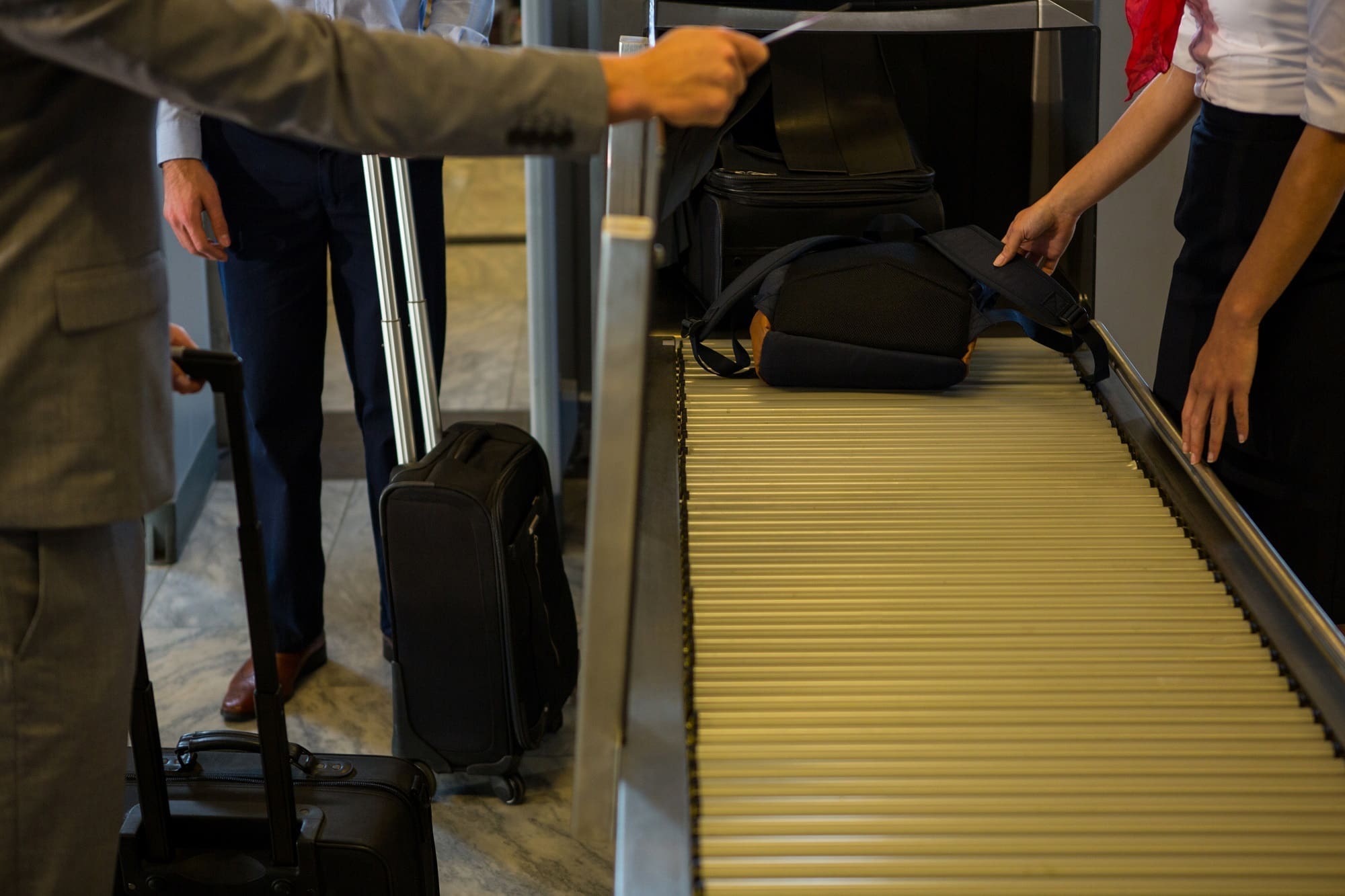 Voyage en avion : bientôt la fin de la règle des 100 ml pour les liquides en cabine