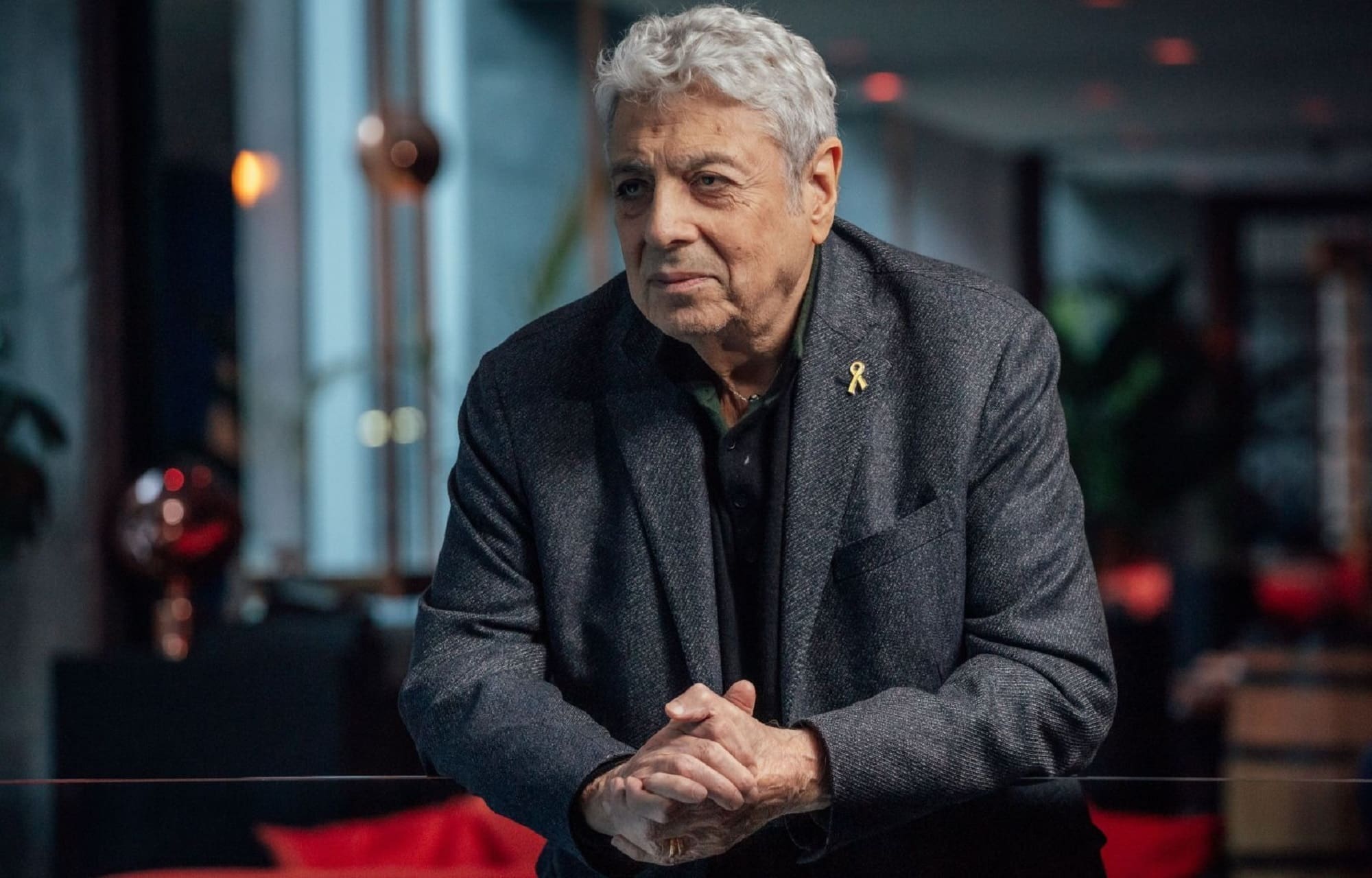 « Je n’ai rien contre le peuple algérien » : Enrico Macias livre son plus grand regret à 86 ans
