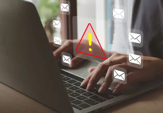 Carte Edahabia, identités, téléphone… les nouvelles proies des escrocs du web