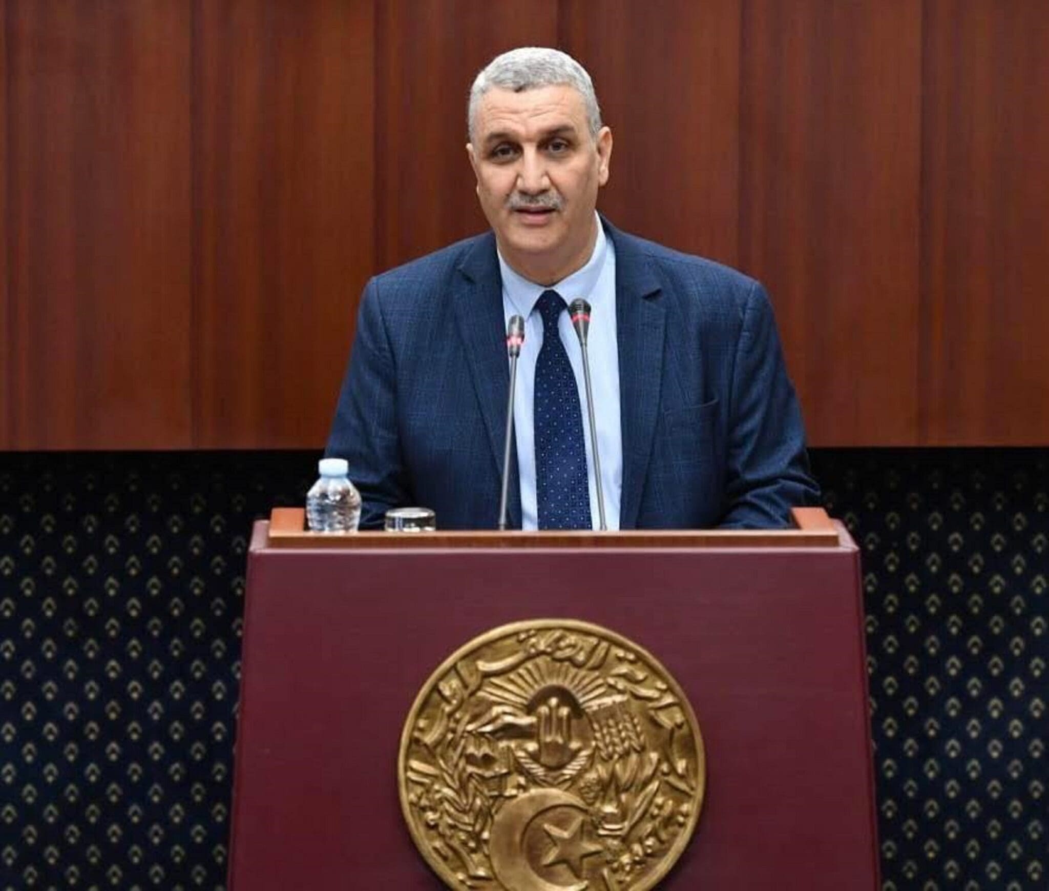 Transport aérien et maritime: un député dénonce des billets à 1000€ qui ne devraient coûter que 70€