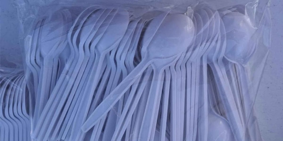 L’APOCE alerte l’utilisation de cuillères en plastique non alimentaires en Algérie
