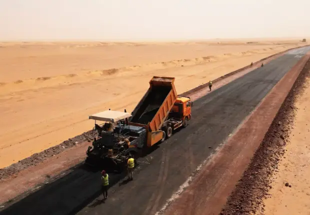 Des milliards en perspective pour l’Algérie : la Route Transsaharienne achevée à 90%