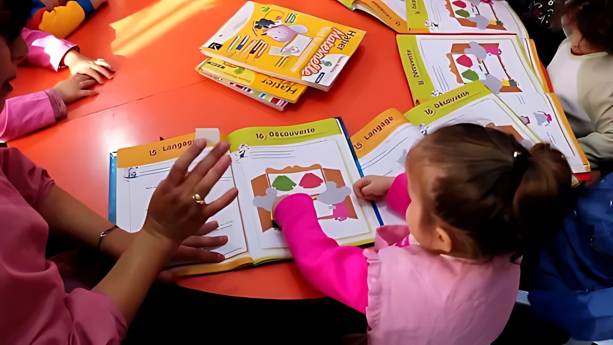 Éducation : l’État publie un guide pédagogique unifié pour les crèches algériennes