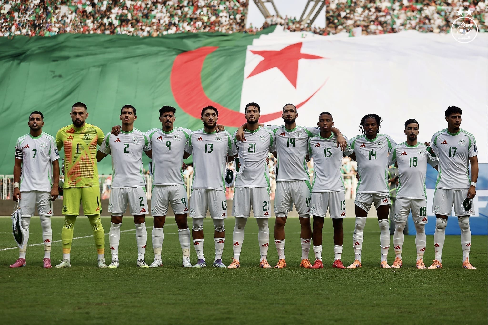 L’Algérie se qualifie pour la Coupe du monde 2026 : Mahrez magistral