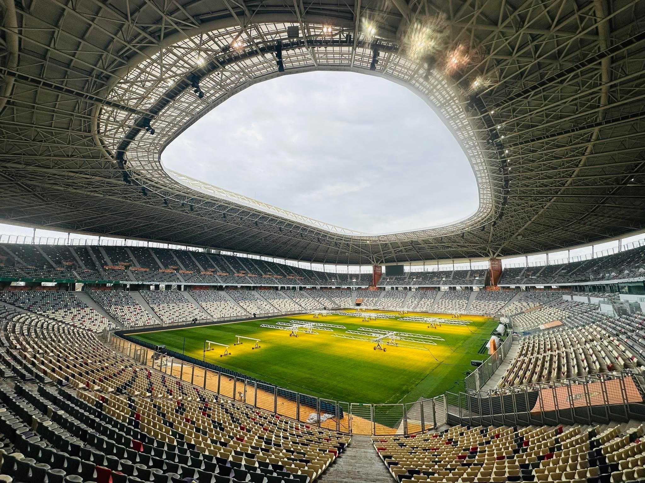 Réouverture des stades à Alger : fin de la crise pour les clubs
