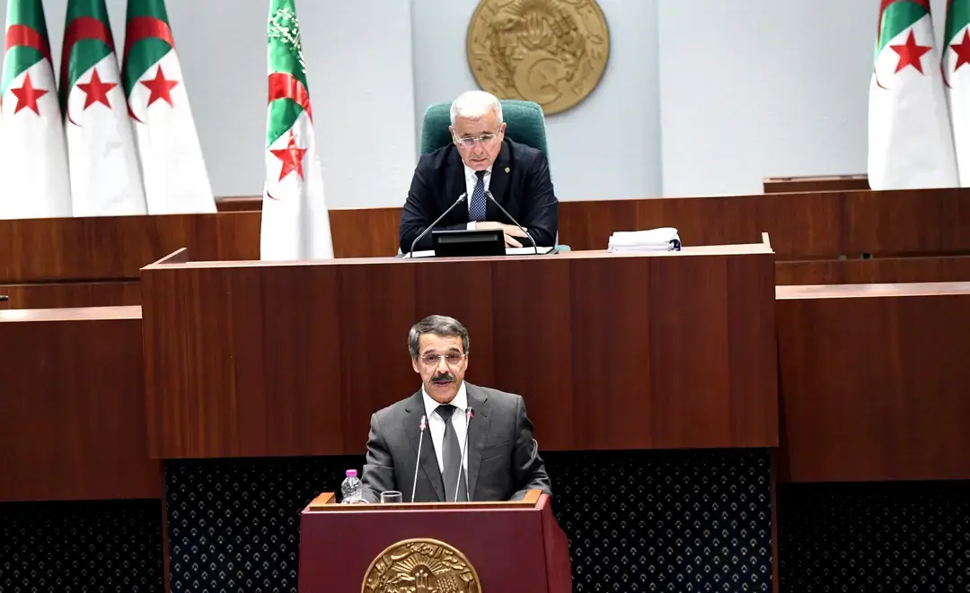 La stratégie de 2016 a échoué : Bouzred explique comment 2026 sera l’année du « concret » pour l’Algérie