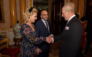 Héros du train d&rsquo;Angleterre : l’Algérien Samir Zitouni honoré par le roi Charles III