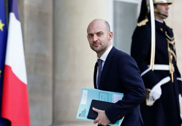 France – Algérie : Paris réagit au vote d&rsquo;une loi algérienne criminalisant la colonisation