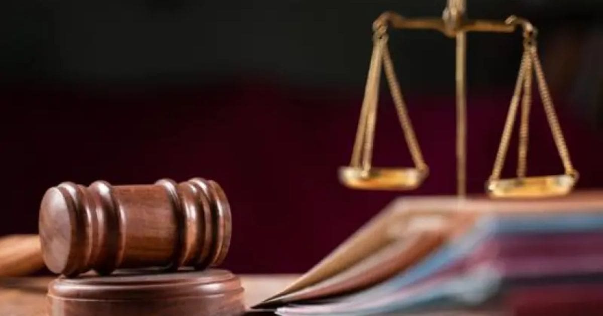 Aéroport d’Alger : Un « faux parlementaire » arrêté avec 13 mds dissimulés dans du papier aluminium