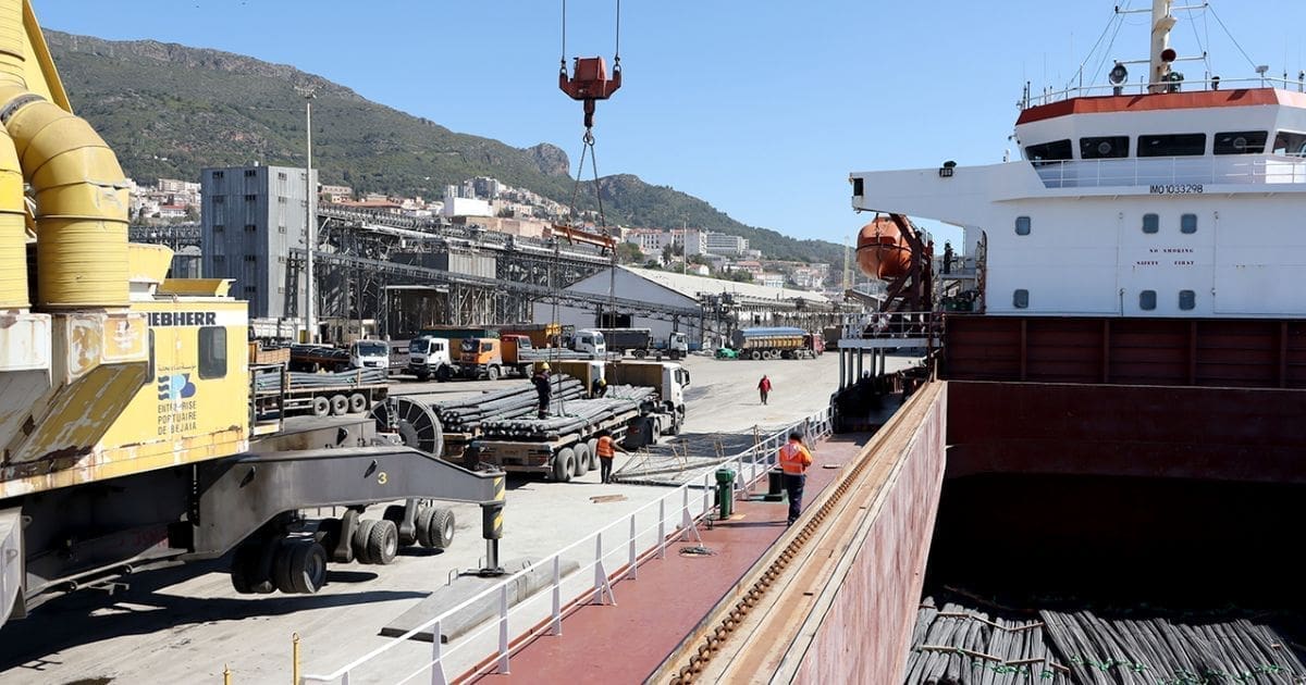 Port de Béjaïa : l’Algérie exporte sa première cargaison de ce produit fini « Made in Bladi »