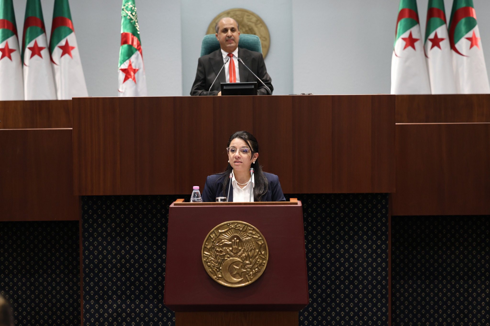 Activités commerciales : une nouvelle loi prévoit des amendes jusqu’à 700 000 DA dans ces cas