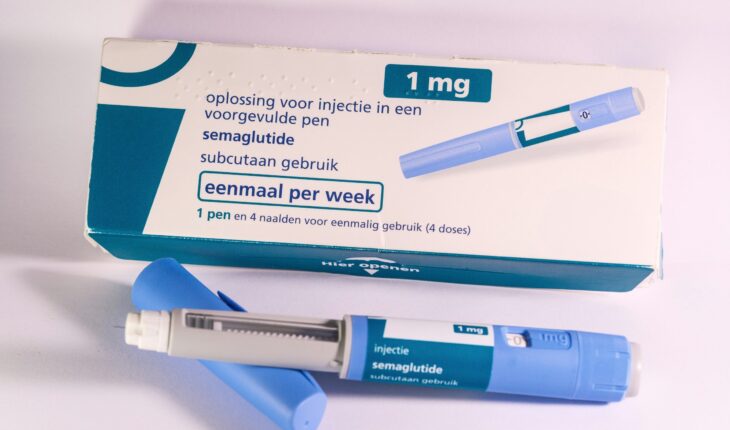 Medicine box and injection pens for medical use.