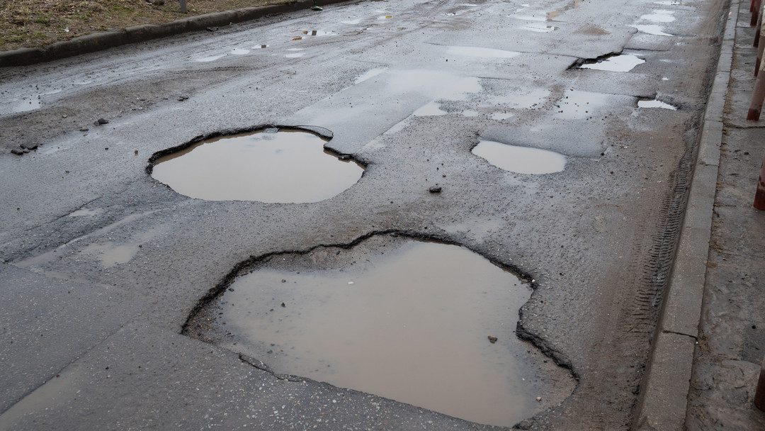 Innovation contre les routes dégradées en Algérie : le CRM décroche un brevet INAPI