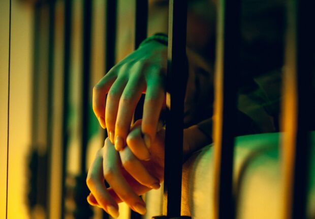Argent, drogue et virements vers l’Algérie : comment un réseau familial a été démantelé en France