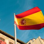 Titres de séjour en Espagne : Madrid assouplit les règles, qui est concerné ?