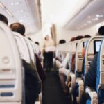 Indemnisations, retards, sièges en famille : ce qui va changer pour les passagers aériens en Europe