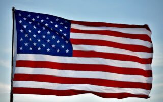 Green Card aux États-Unis : Trump durcit encore les conditions d&rsquo;obtention de la résidence permanente