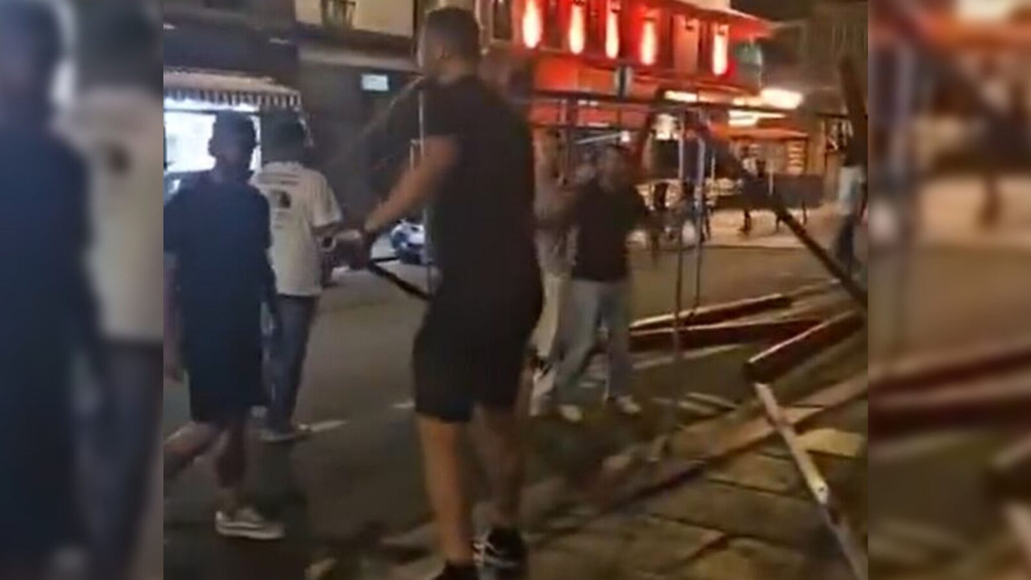 " Cassez-vous les bougnoules ! " : à Paris, une maraude d'une association vire à l'agression islamophobe