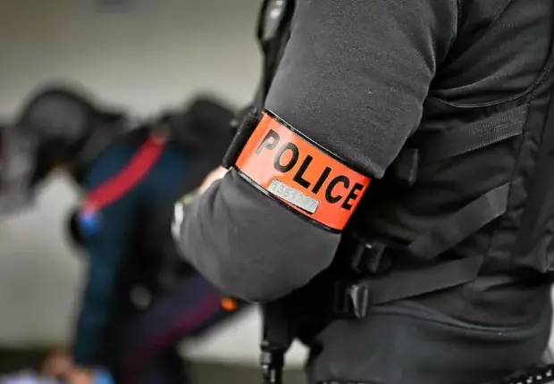 Fugitifs recherchés par la justice française : où se place l’Algérie ?