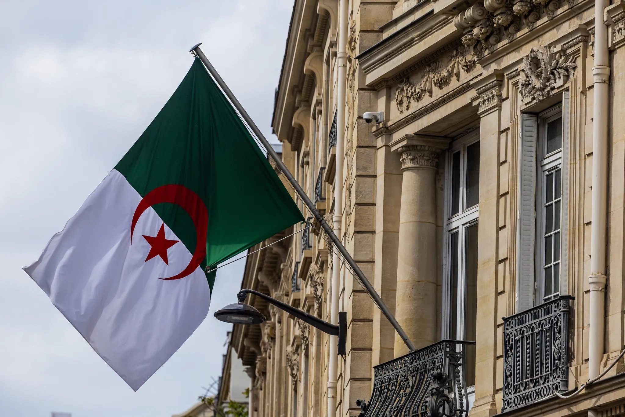 Remue-ménage diplomatique : fin de fonctions pour des dizaines d’ambassadeurs et consuls algériens