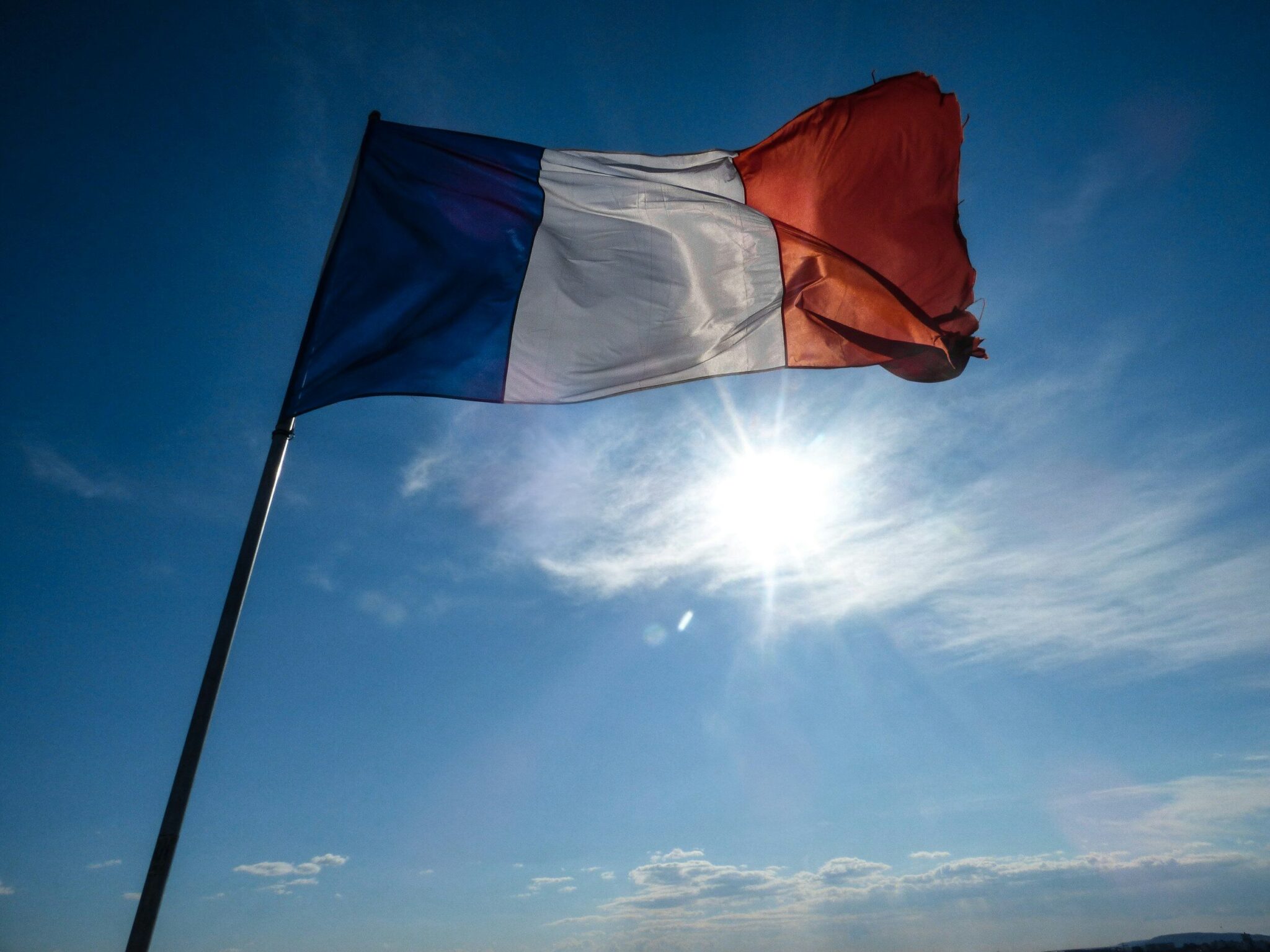 Titre de séjour en France : les nouvelles mesures qui vont simplifier les démarches des étrangers