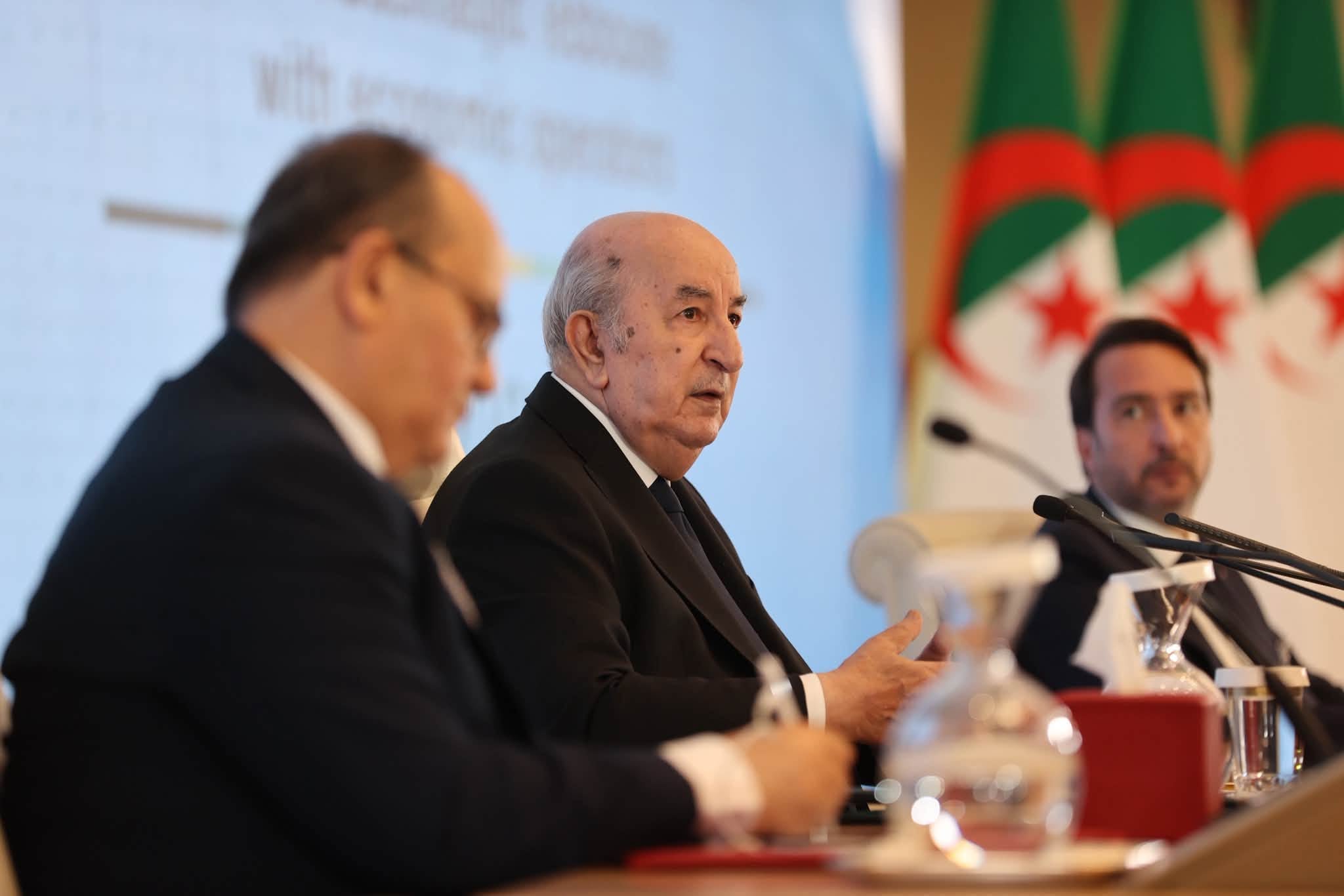 Tebboune appelle à lutter contre les « parasites » qui tentent d’épuiser les réserves de change