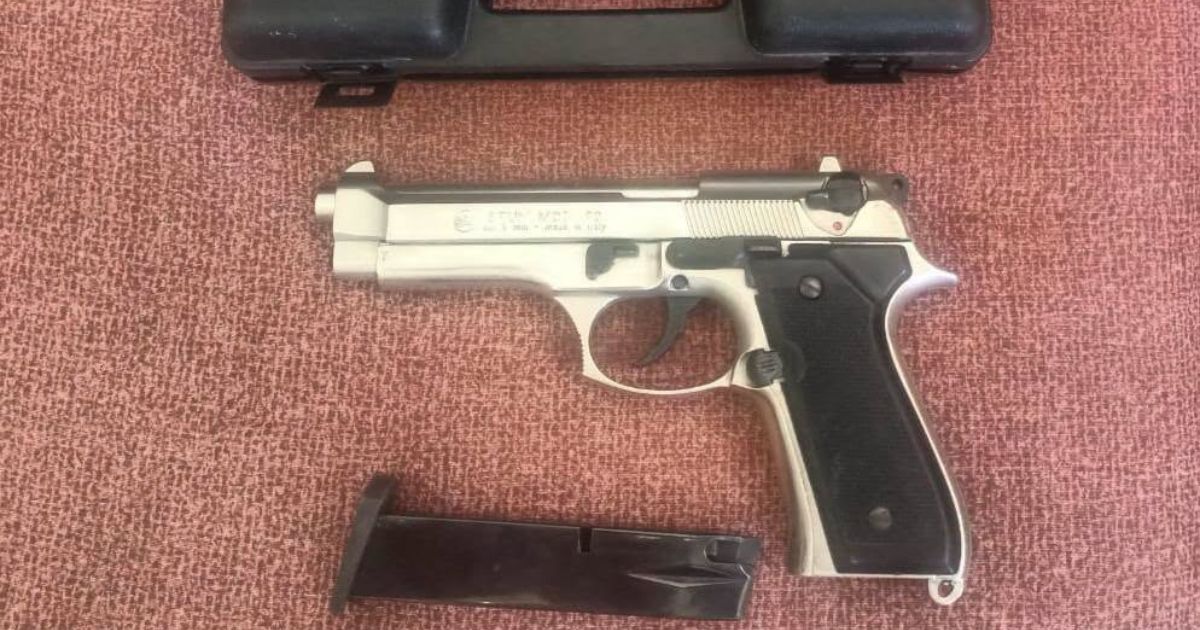 Annaba : un pistolet à alarme retrouvé en possession d’une jeune femme de 21 ans, de quoi s’agit-il ?