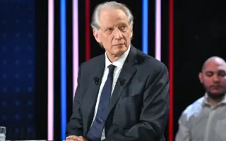 France-Algérie : Dominique de Villepin s’oppose à la stratégie de confrontation défendue par la droite