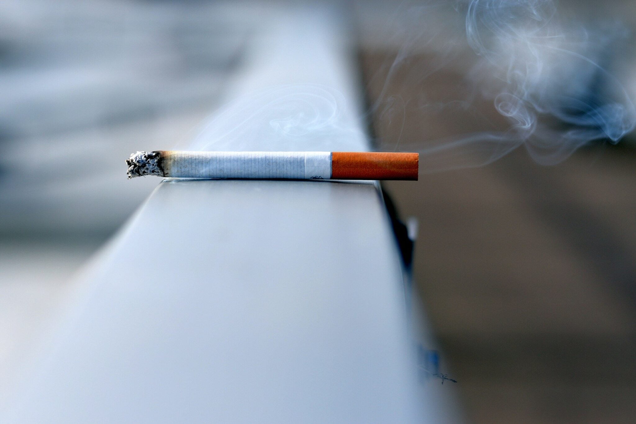 Cigarettes : la taxe additionnelle passerait à 85 DA par paquet en 2027, selon le PLF